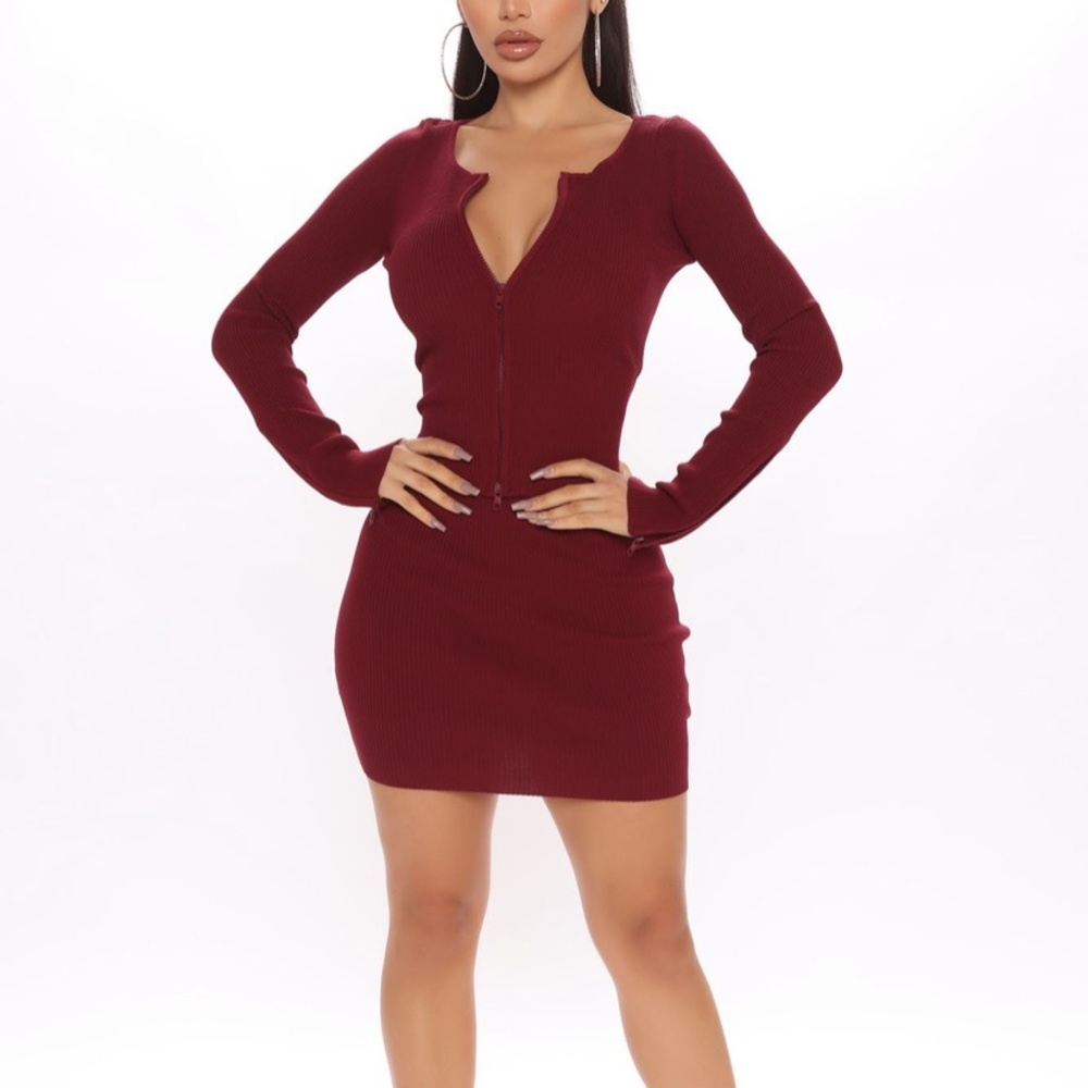 **BRAND NEW *** 2 piece burgundy set 😍